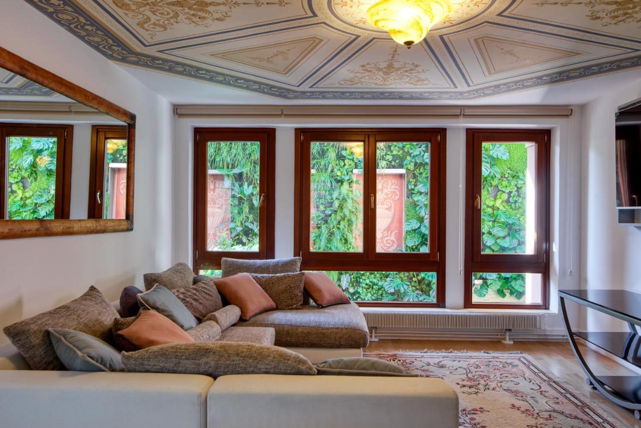 Farmaki Residence, Plaka Athens Exterior photo